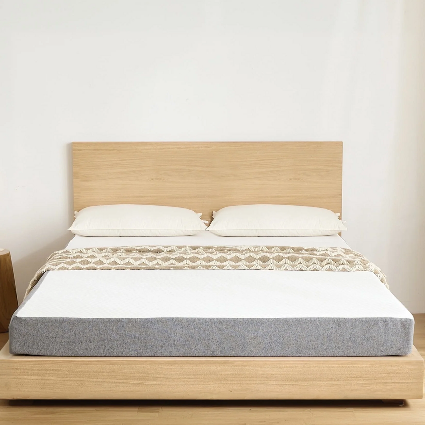 Babyqueen Queen Mattress 8 inch Queen Size Gel Memory Foam Mattress in a Box, Edge Support & Pressure Relieving, Medium Comfort, Motion Isolation for Silent Night Sleep